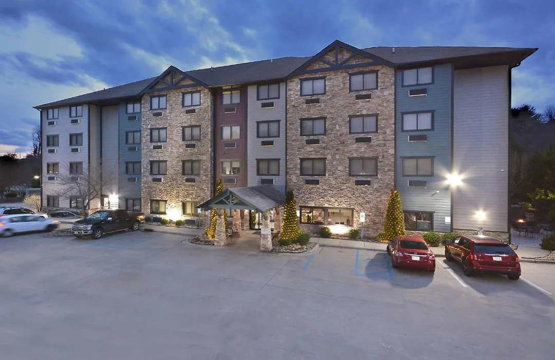 Brookstone Lodge Near Biltmore Village, An Ascend Collection Hotel-1