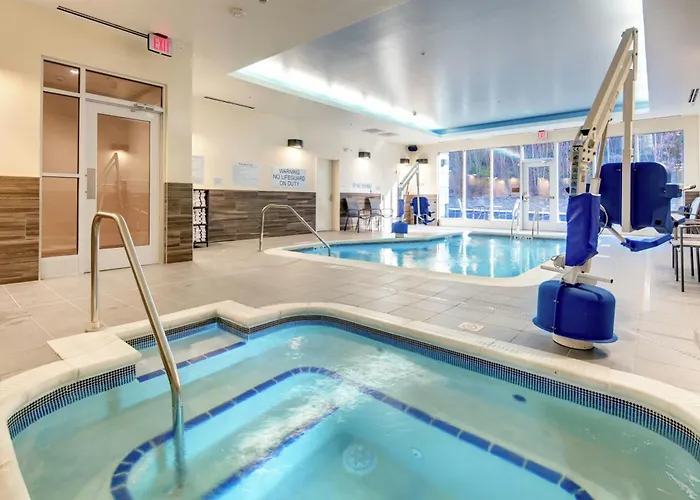 Fairfield Inn & Suites By Marriott Asheville Tunnel Road